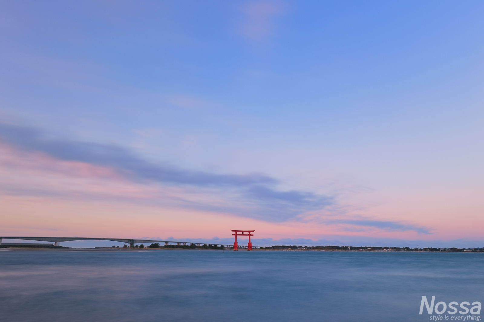 【静岡県浜松】浜名湖弁天島で朝焼けの大鳥居を撮影してきた