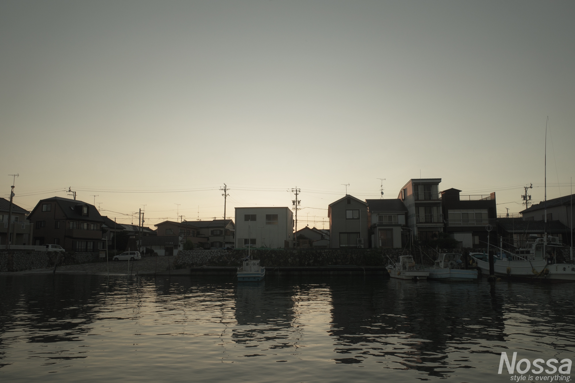 朝の舞阪漁港
